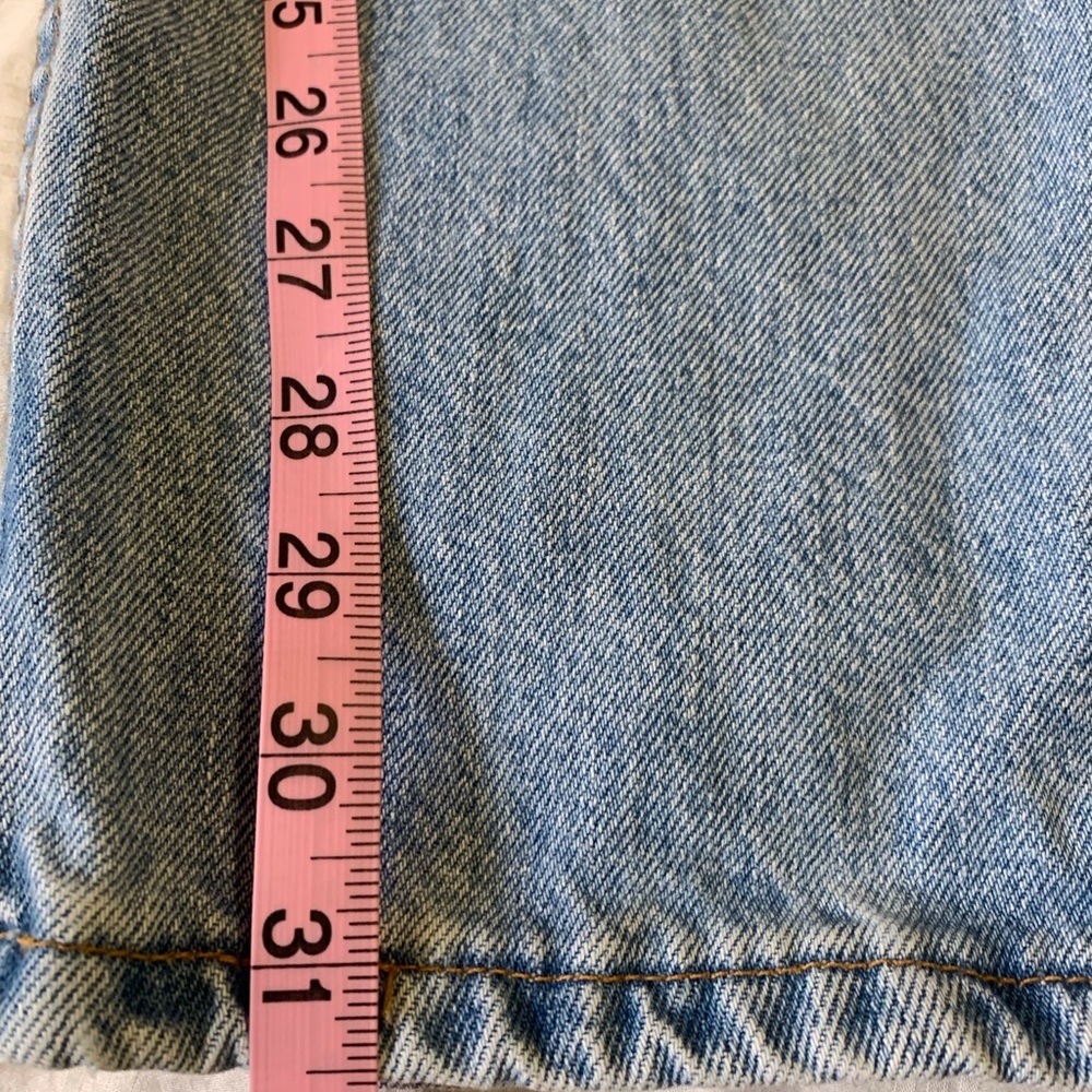 Vintage Levi’s 550 made in USA jeans in a size 34/32 - Picture 12 of 13